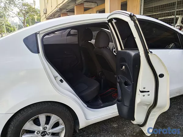 carros - KIA RIO 2016 nítido 5