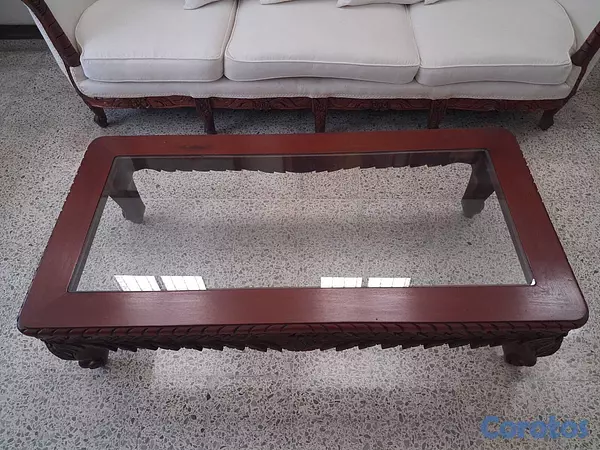muebles y colchones - Mesa de caoba con tope de cristal