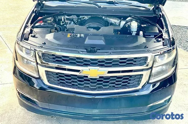 jeepetas y camionetas - CHEVROLET TAHOE 2018 2
