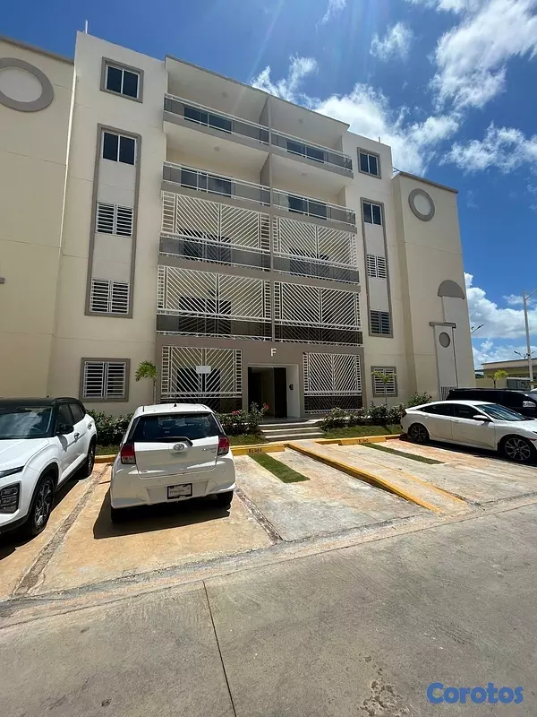 apartamentos - venta de apartamento 2do piso amueblado las cayenas autopista san isidro 7