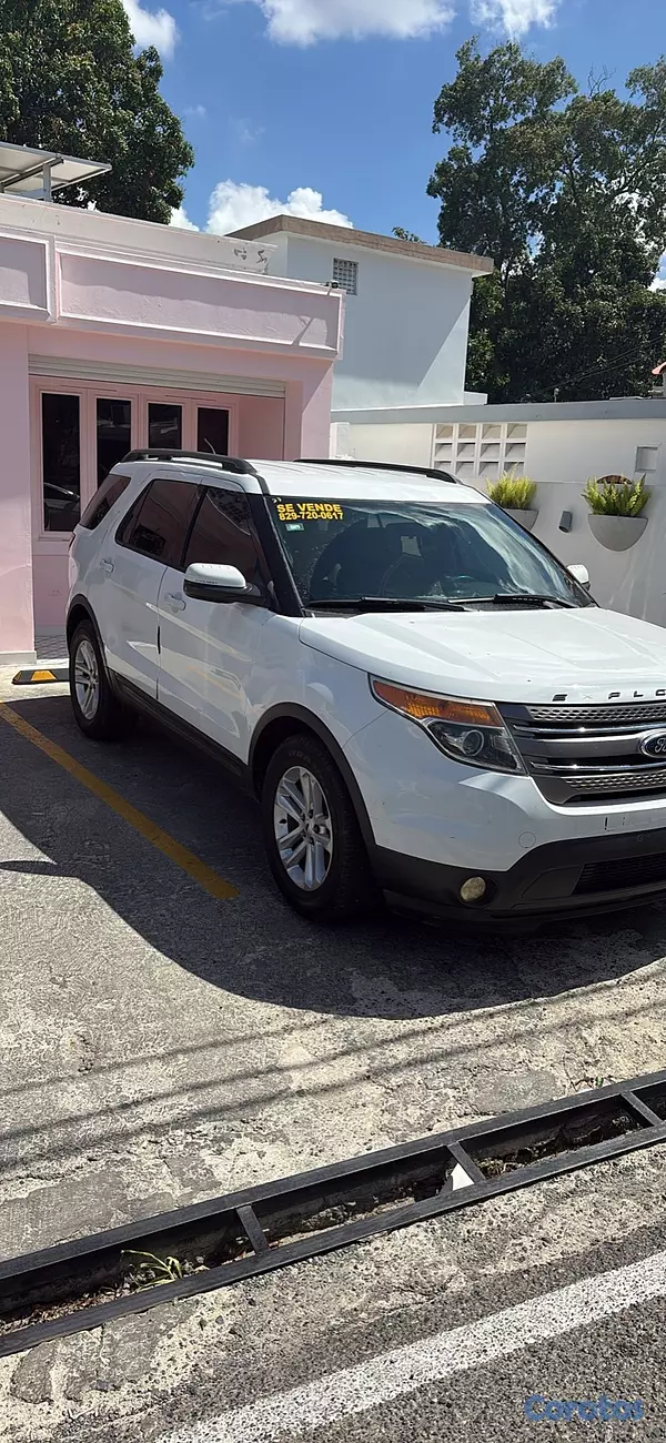 jeepetas y camionetas - vendo ford explore Blanca 2015 3