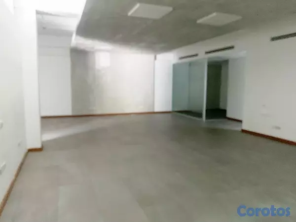 oficinas y locales comerciales - Alquiler local comercial en la Esperilla  6