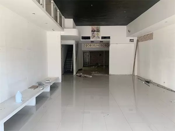 oficinas y locales comerciales - Local en el mirador norte 3