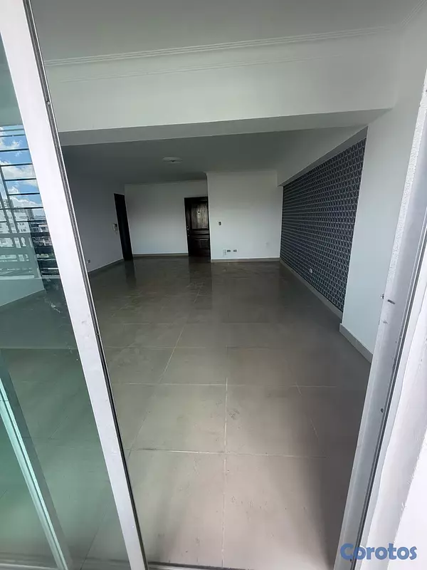 apartamentos - Apartamento en Alquiler - Bella Vista |
Amplio y Cómodo.  17