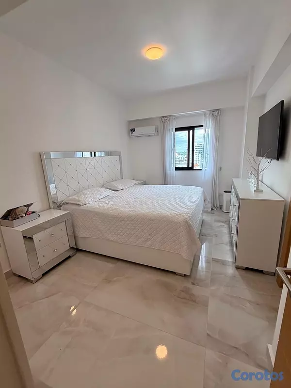 apartamentos - Penthouse con jacuzzi privado, 4 habitaciones, 3 parqueos  10