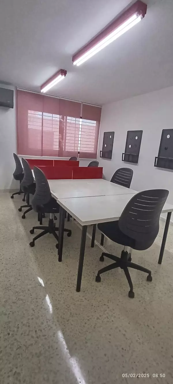 oficinas y locales comerciales - Vendo oficina totalmente amueblada en Piantini 4