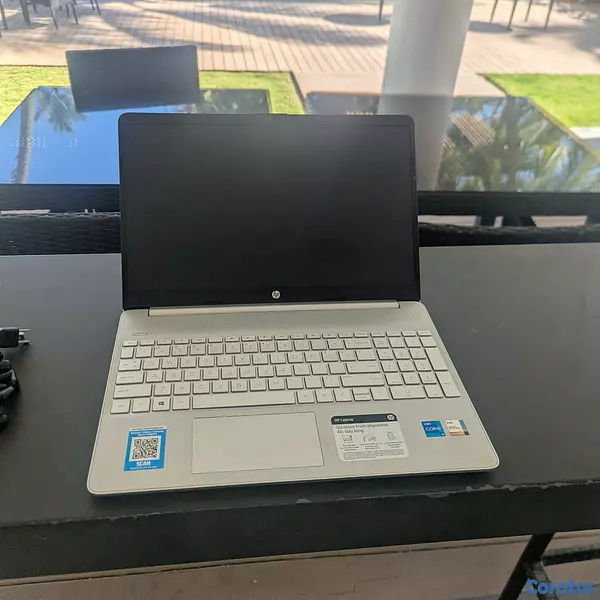 computadoras y laptops - HP Laptop 15-dy2045nr💯 7