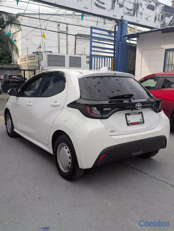 carros - TOYOTA YARIS 2021 12