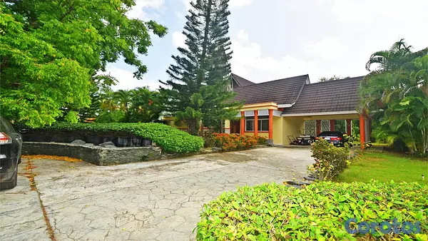 casas vacacionales y villas - Villa de Ensueño en Juan Dolio 1