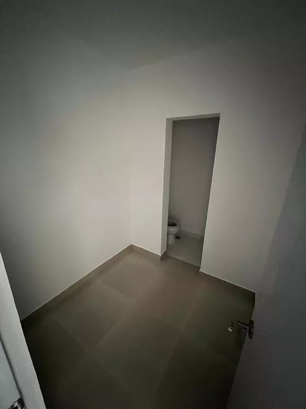 apartamentos - Apartamento 1er Nivel con Patio proximo al HOMS  8