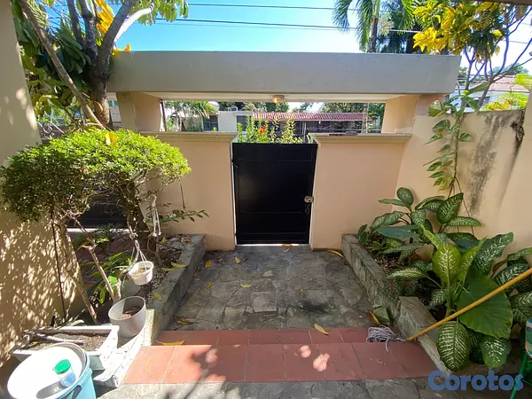 casas - Casa de 5 Habitaciones en la Castellana, DN. 7