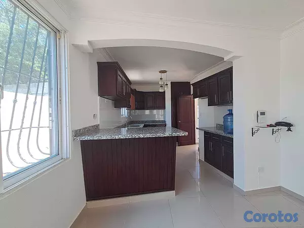 casas - Casa amplia y hermosa en alquiler, Villa María, Sa 5