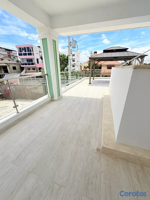apartamentos - venta de apartamento 2do piso con 260mts y piscina en autopista de san isidro  4