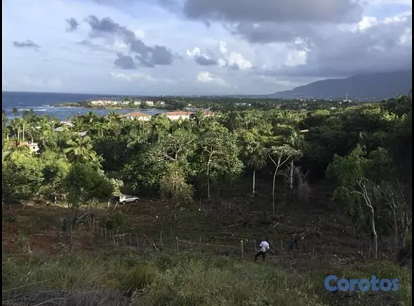 solares y terrenos - Solar en playa cofresi 1,300 metros puerto plata  2