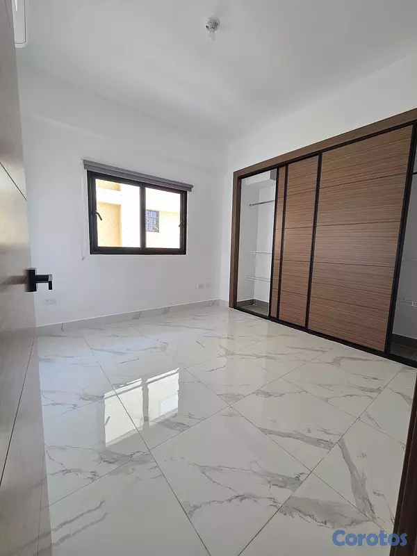 apartamentos - alquiló bella vista sur piso 4 con línea blanca tres habitaciones 2.5 baños dos  6