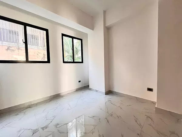 apartamentos - VENDO EXCELENTE APARTAMENTO EN EL MILLON  4