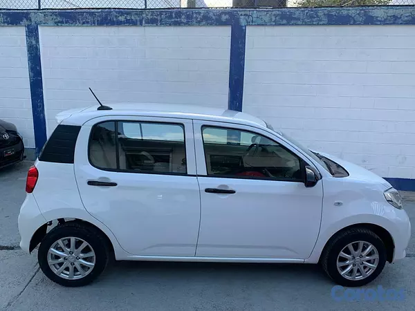 carros - TOYOTA PASSO  6