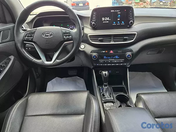 jeepetas y camionetas - HYUNDAI TUCSON 2020 BLANCO DIESEL 10