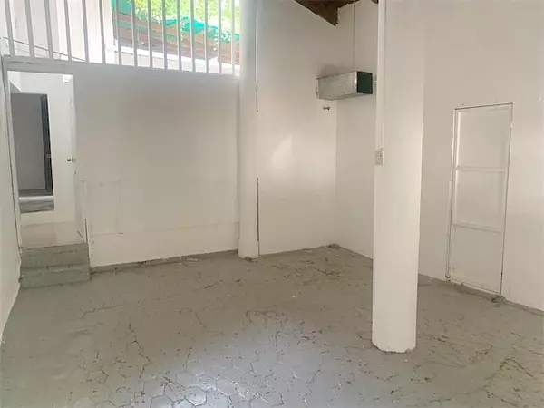 oficinas y locales comerciales - Local comercial en primer nivel  7