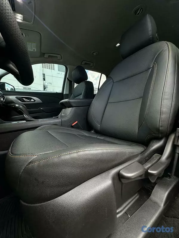 jeepetas y camionetas - Chevrolet Traverse LT 2019 8
