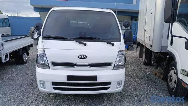 camiones y vehiculos pesados - VENDO CAMION KIA BOMGO III 2020 INICIAL 100,000 FI 10