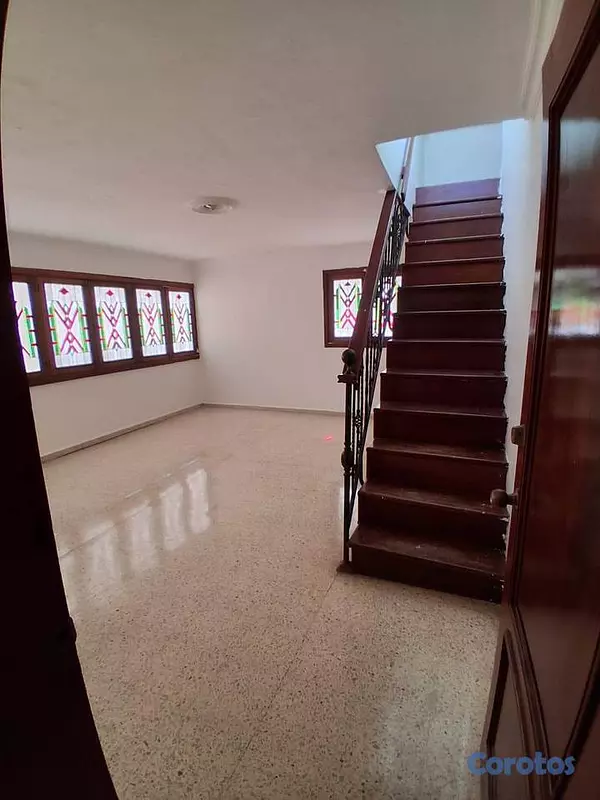 casas - Casa de dos niveles en venta en El Millon 4