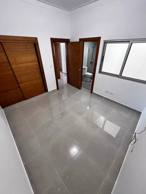 apartamentos - Alquilo precioso y amplio Apartamento en exclusiva Torre en  Bella Vista 3