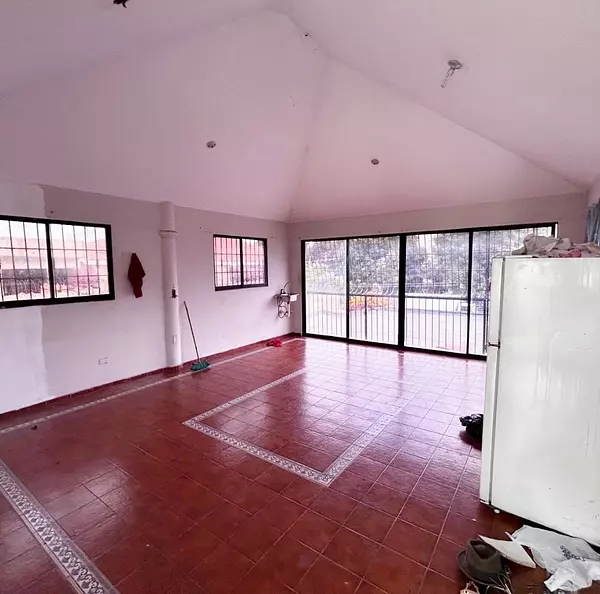 casas - Propiedad en renta en los Prados  4