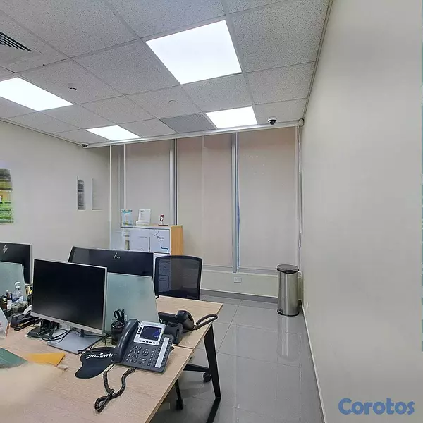 oficinas y locales comerciales - Local de Oficina en La Esperilla 4