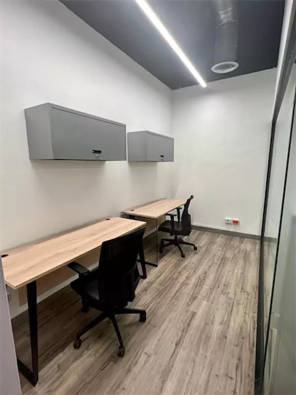 oficinas y locales comerciales - Local amueblado en el millon 6