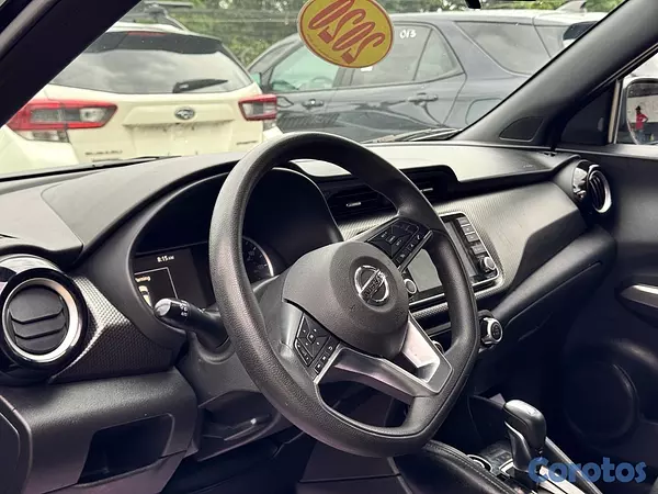jeepetas y camionetas - Nissan Kicks SV 2020 9