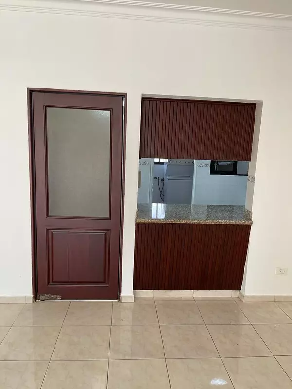 apartamentos - Vendo en Piantini
Apartamento en 2do nivel 
 3