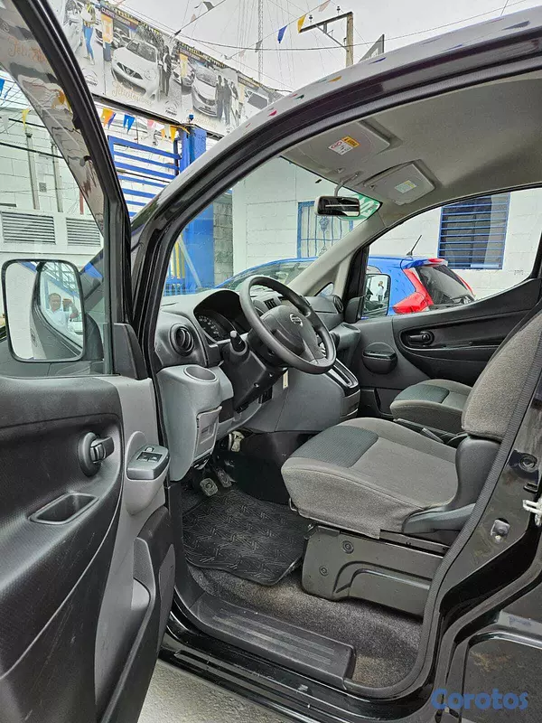 otros vehiculos - NISSAN NV200 VANETTE 7