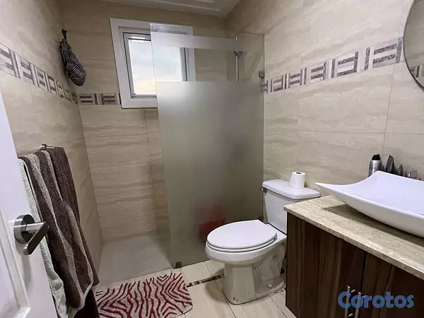 apartamentos - vendo pis 13 los cacicazgos tres habitaciones 2.5 baños dos parqueo balcón servi 10