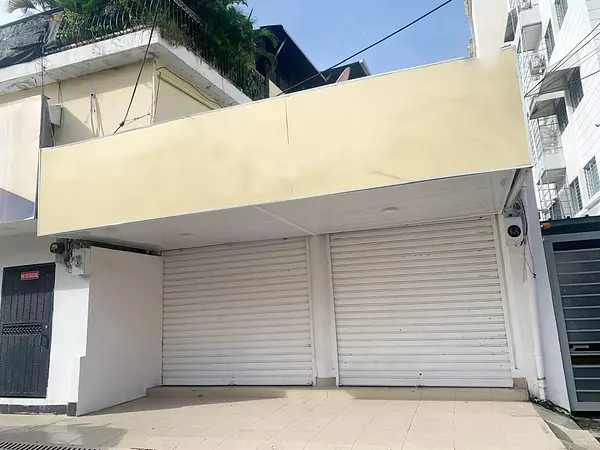 oficinas y locales comerciales - Local en bella vista  2