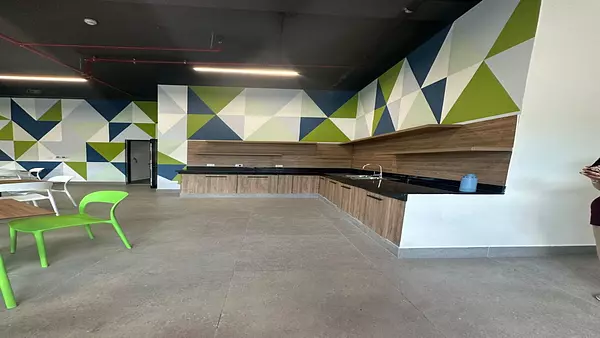 oficinas y locales comerciales - ALQUILER LOCAL PARA OFICINA DE 53.65M2-ARROYO HONDO 6