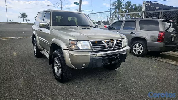 jeepetas y camionetas - Nissan patrol v6 2001 9
