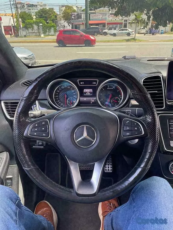 jeepetas y camionetas - Mercedes Benz GLE-43 AMG 4Matic 2018 4