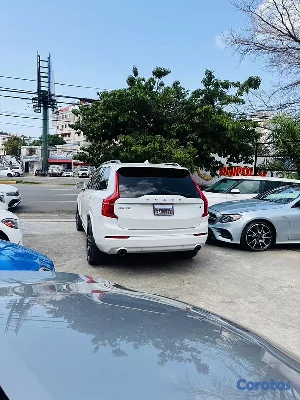 jeepetas y camionetas - Volvo XC-90 T5 Momentum 2018 9