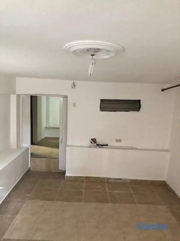 casas - CASA EN ALQUILER SEMISOTANO 14