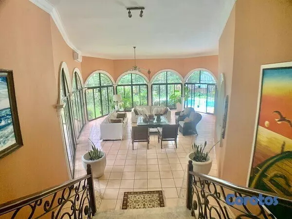 casas - PRECIOSA MANSION PROX EMBAJADA AMERICANA 5HAB US$1.5 Y ALQ US$9MIL 3