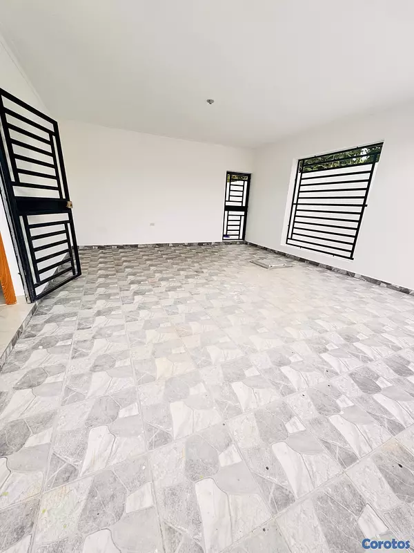 casas - venta de casa en la autopista de san isidro Santo Domingo este brisa oriental  4