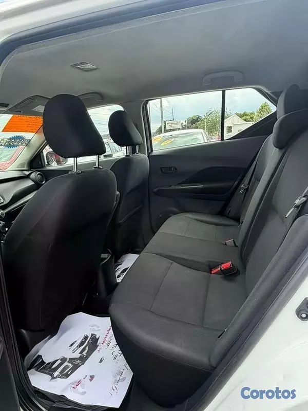 jeepetas y camionetas -  Nissan Kicks S 2023 - Recién Importada, Financiamiento
 4