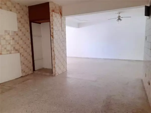 oficinas y locales comerciales - Local en los prados  4