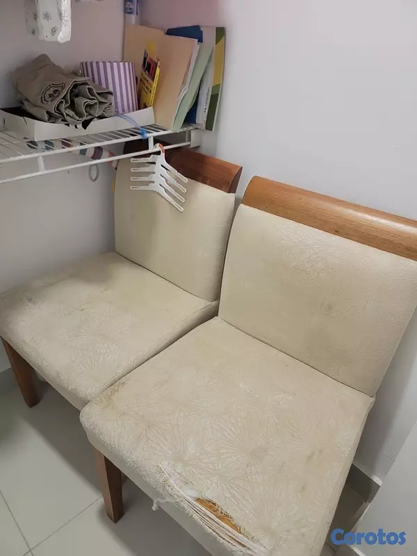 muebles y colchones - Mesa de comedor de Casa101 de madera pura y dos sillas  3
