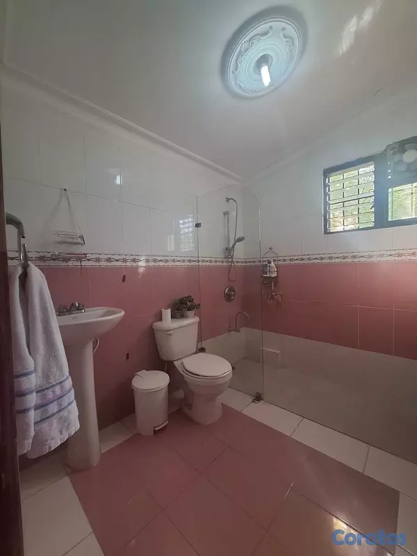 casas - casa en venta-entre Cayetano germosen e independencia, Santo Domingo  9