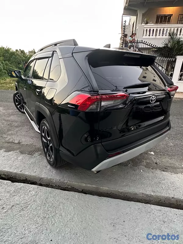 jeepetas y camionetas - Toyota RAV4 aventure  5