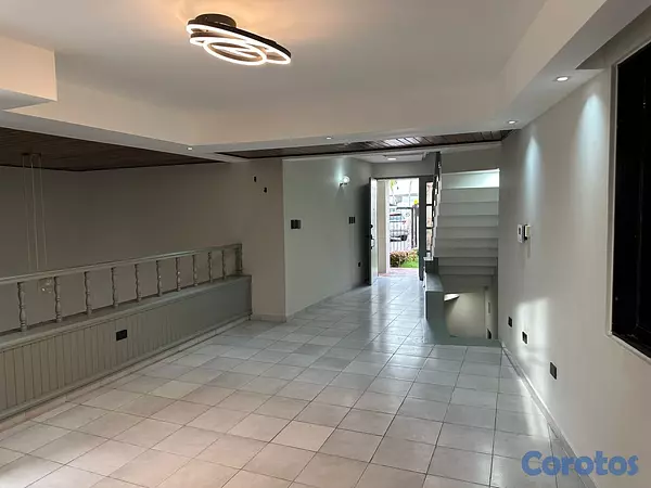 casas - Alquilo Casa en Urbanización Fernández / Julieta M 15