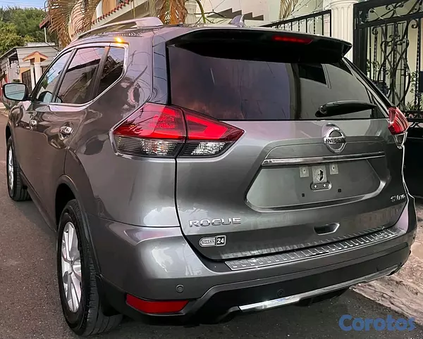 jeepetas y camionetas - Nissan rouge 2020 6