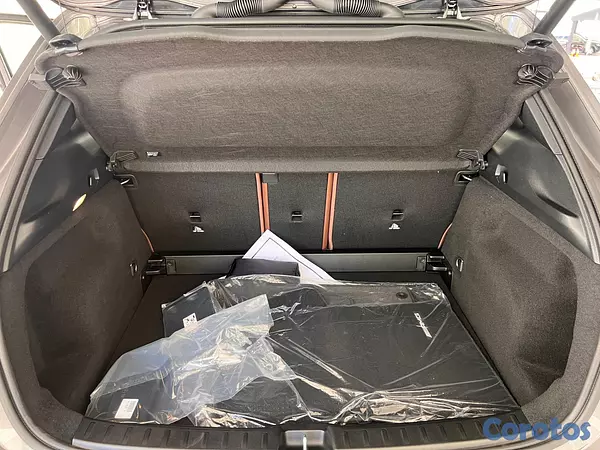 jeepetas y camionetas - Mercedes-Benz Clase GLA 200 AMG LINE 2026 8